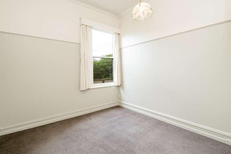 67 Russel Street Gladstone_14