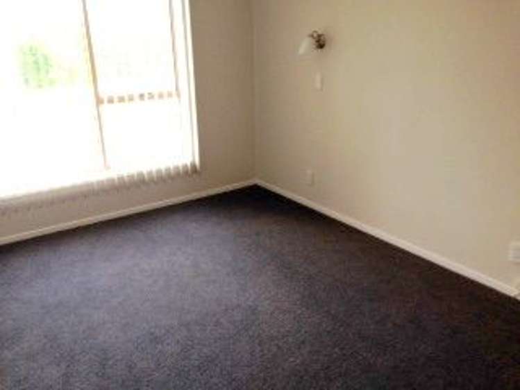 2/33 Church Crescent Panmure_4