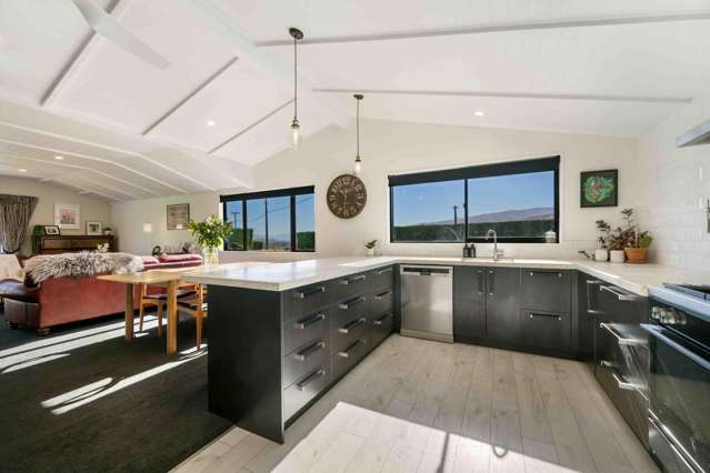 1 Hall Road, Bannockburn Cromwell_2