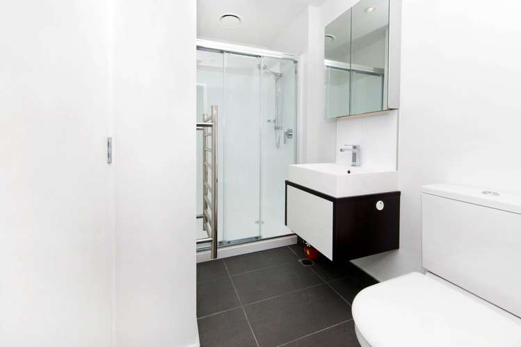 1310/8 Airedale Street City Centre_7