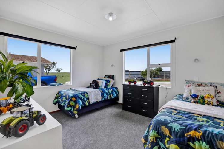 36 Te Roti Road Hawera_12