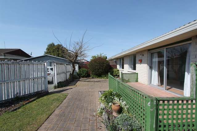 163/63a Vivian Street Burwood_1