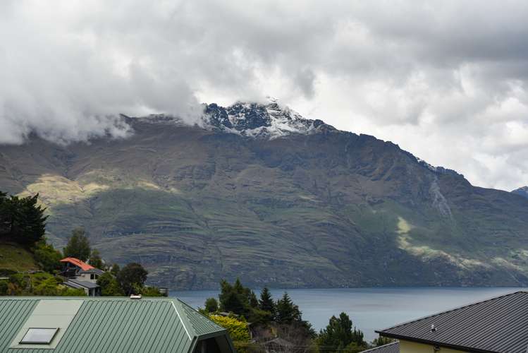 5a Wye Place Fernhill/Sunshine Bay_15