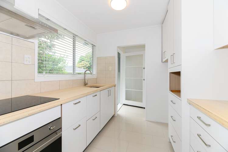 52 Kamara Road Glen Eden_5