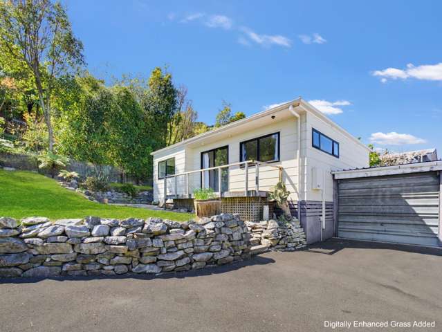 Spacious, Sunny & Easy Care 2 Bedroom