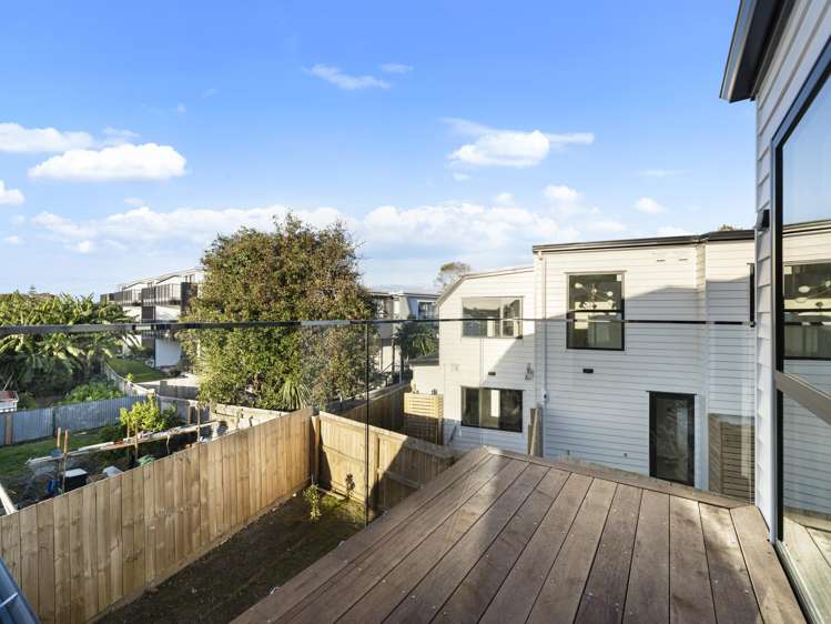 3&5/35 Royton Avenue Mangere East_25