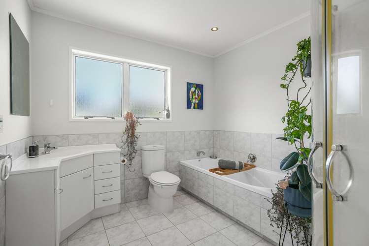 18 Buckley Grove Paraparaumu_11