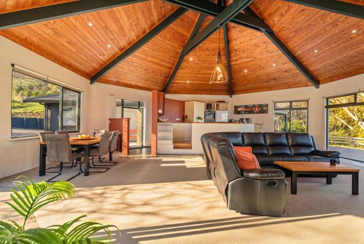 16 Tarapatiki Drive Whitianga_9