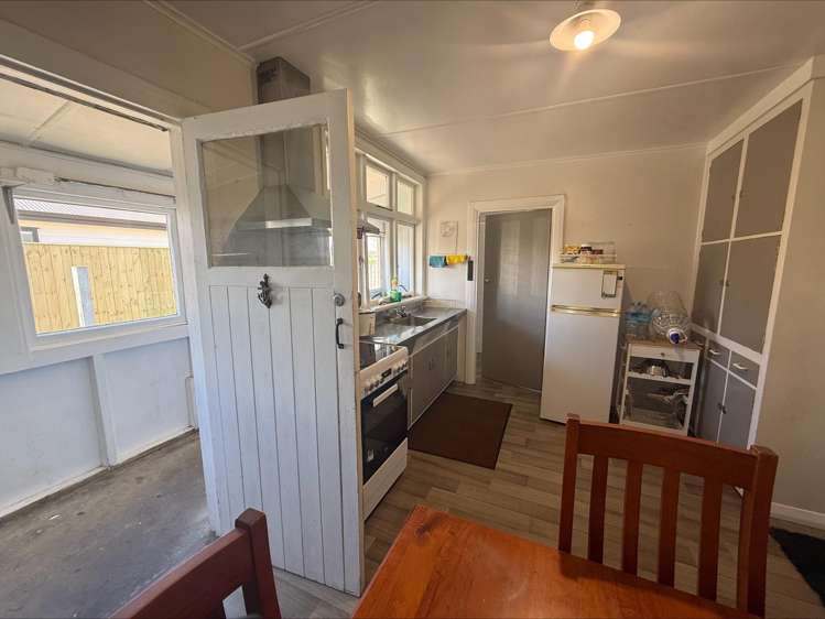  18 Cornfoot Street Castlecliff_5