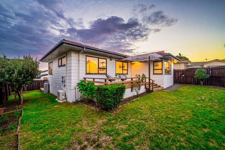 1/6 James Walter Place Mount Wellington_18