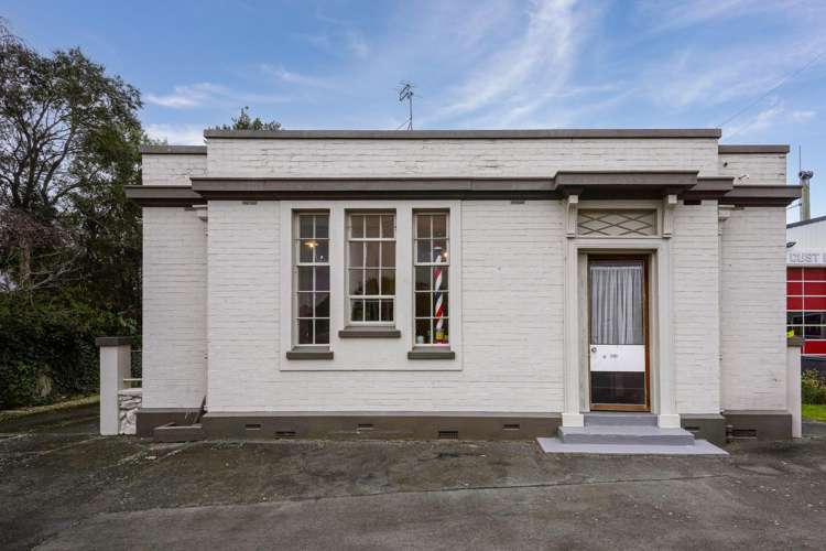 1681 Cust Road_1