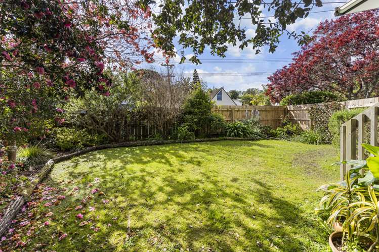 724 Beach Road Browns Bay_12