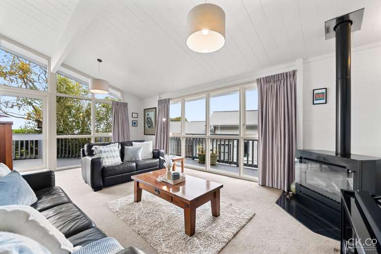 224 Dowse Drive Maungaraki_2