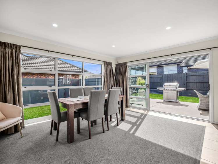 9 Majestic Way Kelvin Grove_10