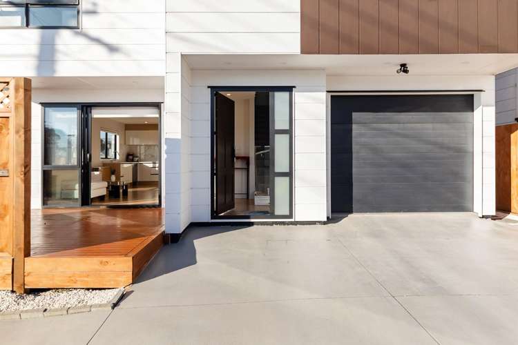 145 Astley Avenue New Lynn_2