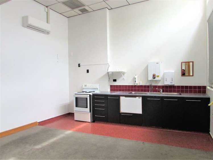 15 Queens Street Wainuiomata_2