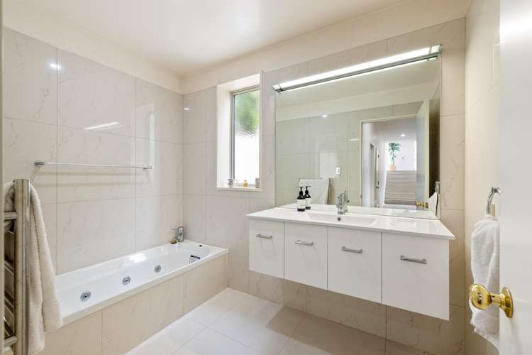 126 Cannon Hill Crescent Mount Pleasant_15