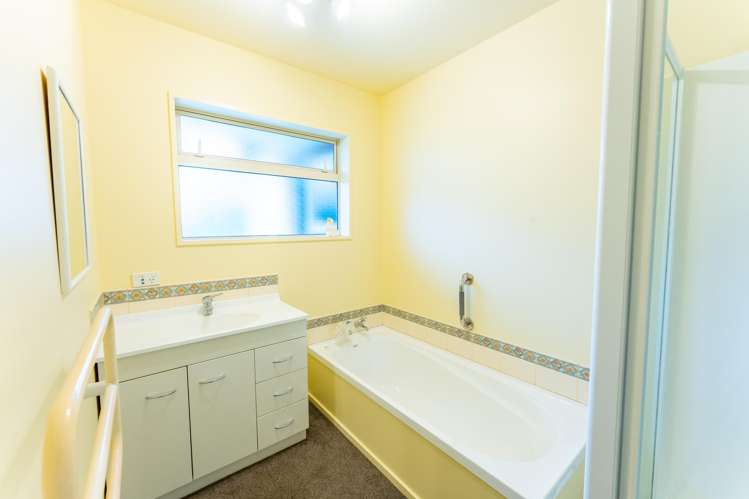 2B Chateau Close Gleniti_15