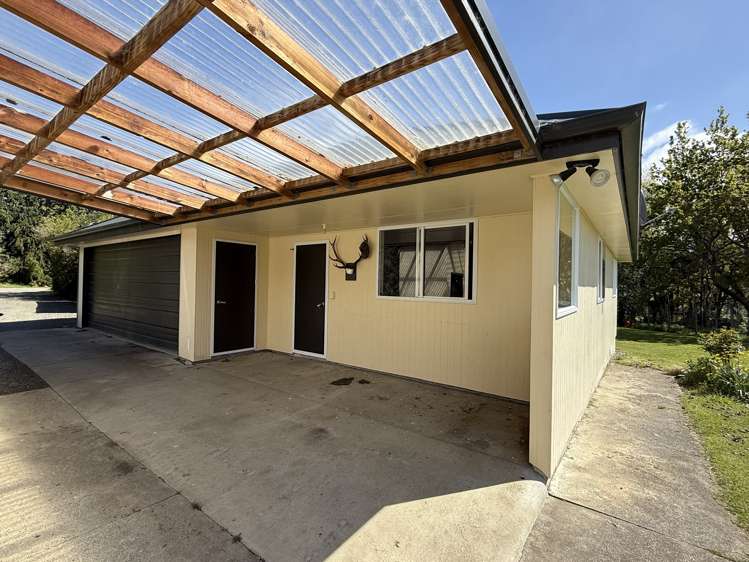 68 Allan Road Otautau_14