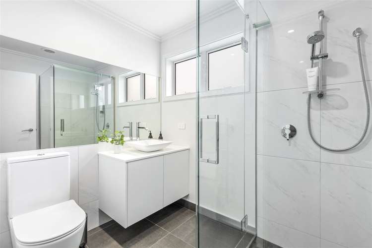 11 Frances Bryers Road Hobsonville_11