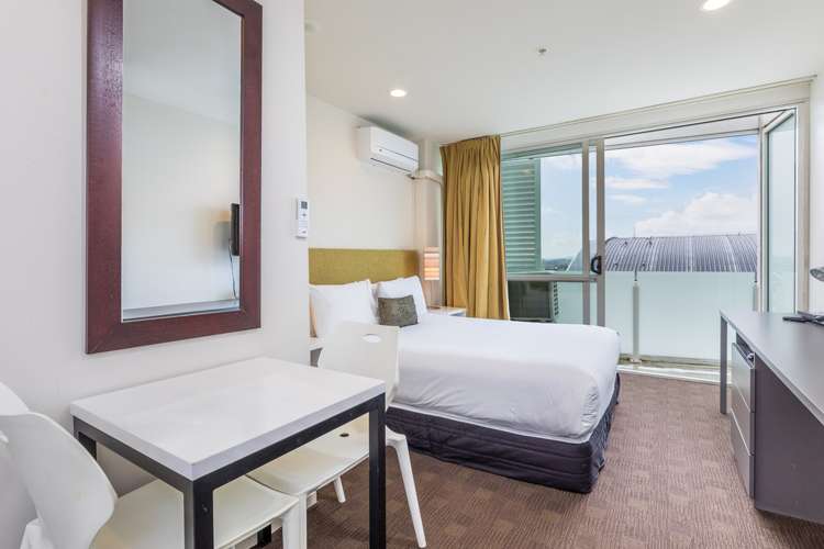 2301/10 Waterloo Quadrant Auckland Central_5
