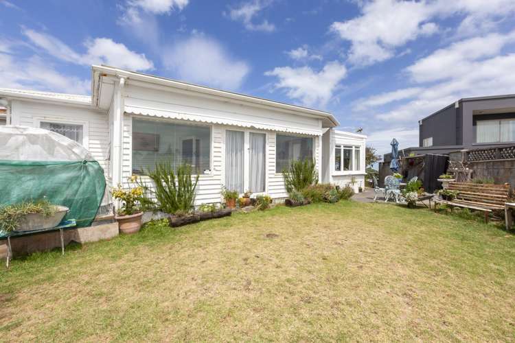 2 Manly Street Paraparaumu Beach_17