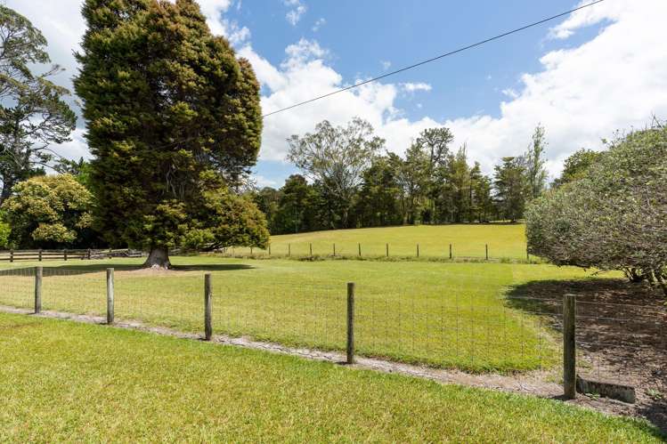 3 Mackesy Road Parahaki_29