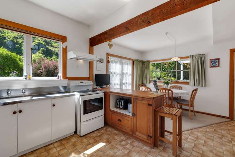2890 Christchurch Akaroa Road Little River_5