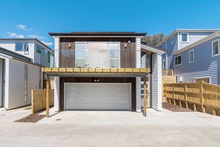 2/65 Francis Street Hauraki_0