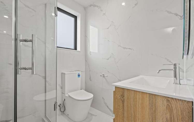 32 Whare Kauri Road Papakura_8