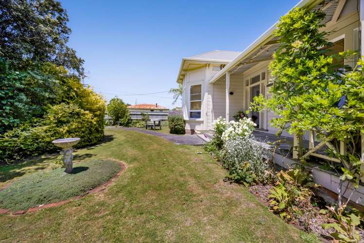 207 Egmont Street Patea_49