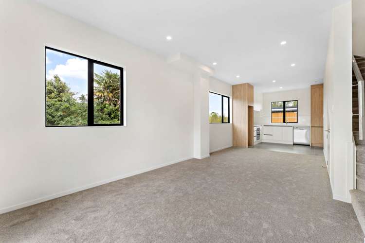 1-9/300 Great North Road Henderson_11