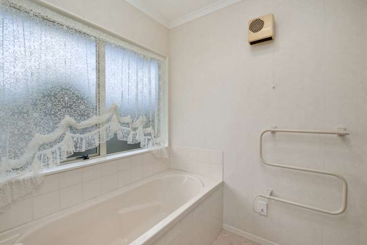 8 Antonia Place Kinloch_21