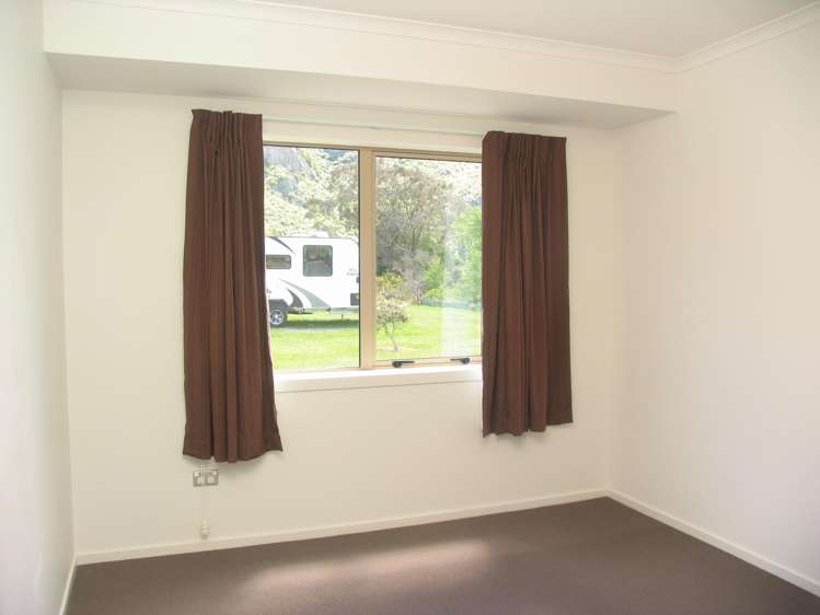 8 Hector Close Kingston_8