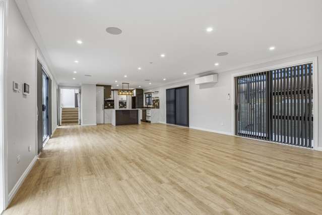 62 Castlebane Drive Flat Bush_4