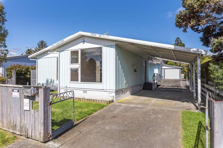 24 Makarini Street Paraparaumu_0