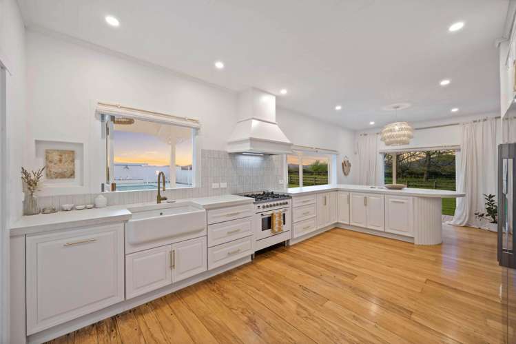 161 Monument Road Clevedon_2