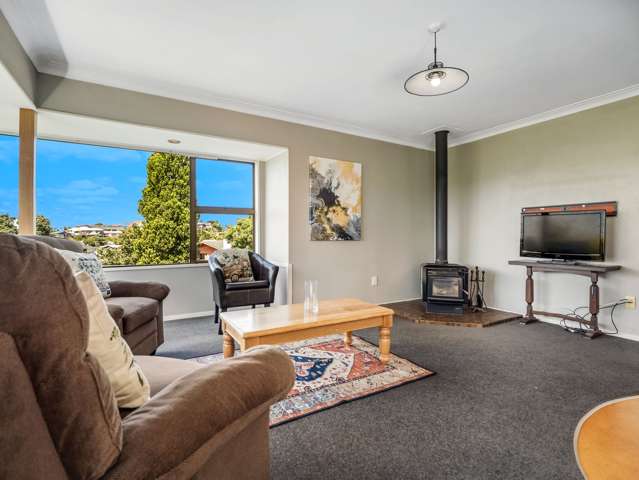 12 Stirling Place Dinsdale_2
