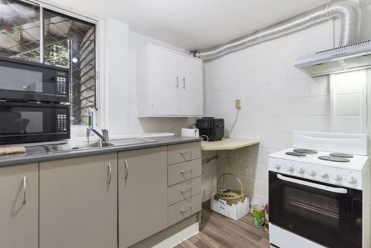 1b Barrack Road Mount Wellington_11