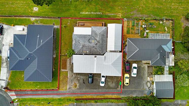 21 Martin Place Kelston_14