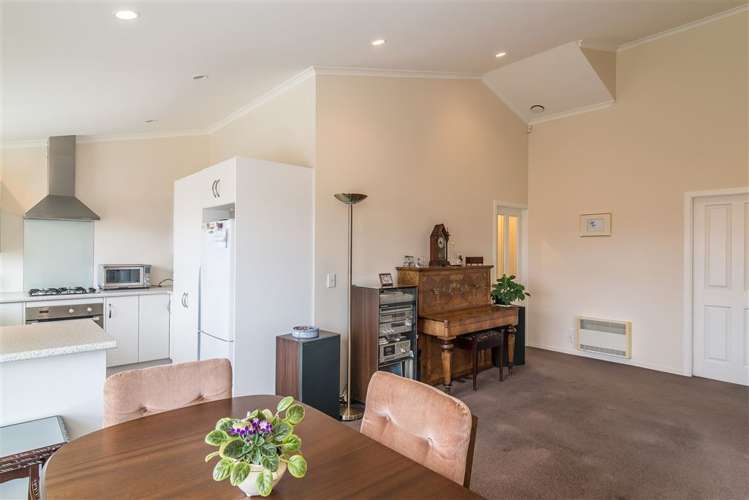 25 Cedarwood Street Woodridge_10