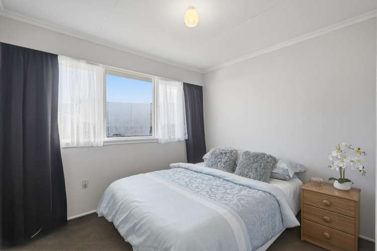 69 Christina Street Strathern_10