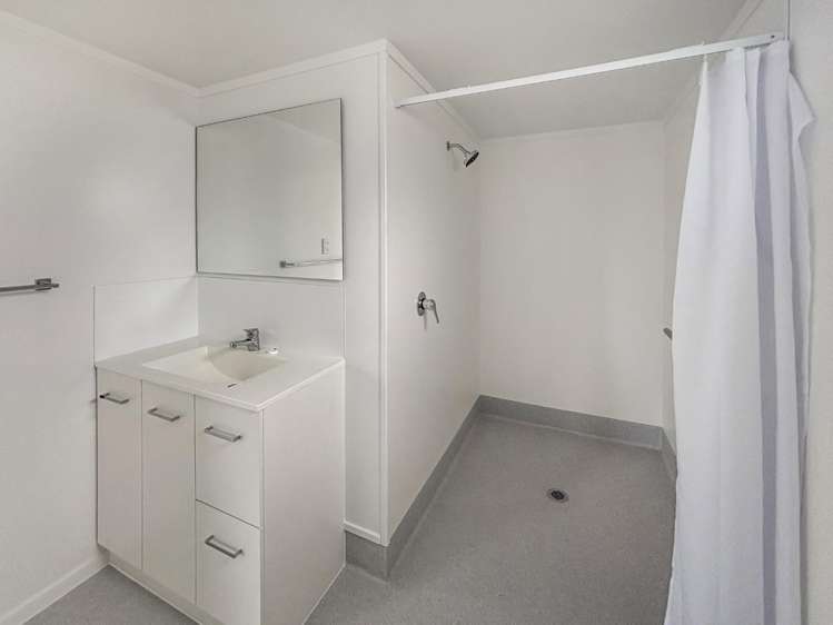 4 Cresta Place 11614_5