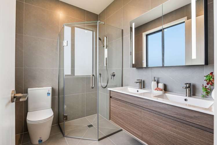 72 Huanui Drive Orewa_12