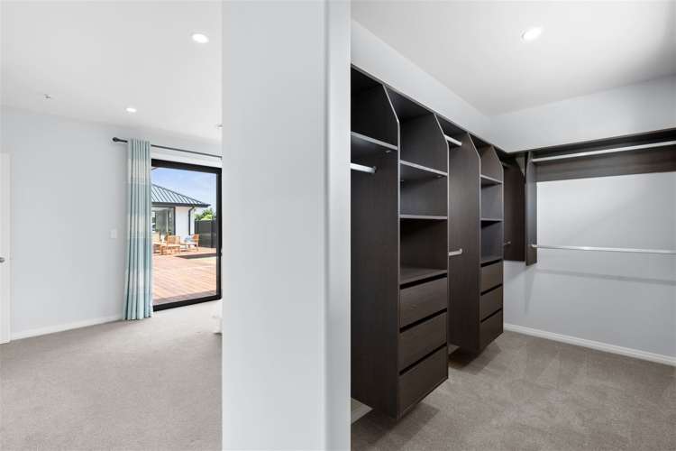 33 Bronco Drive Aidanfield_17