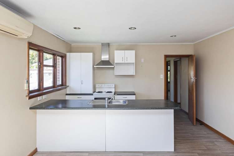 12 Aorangi Road Bryndwr_3