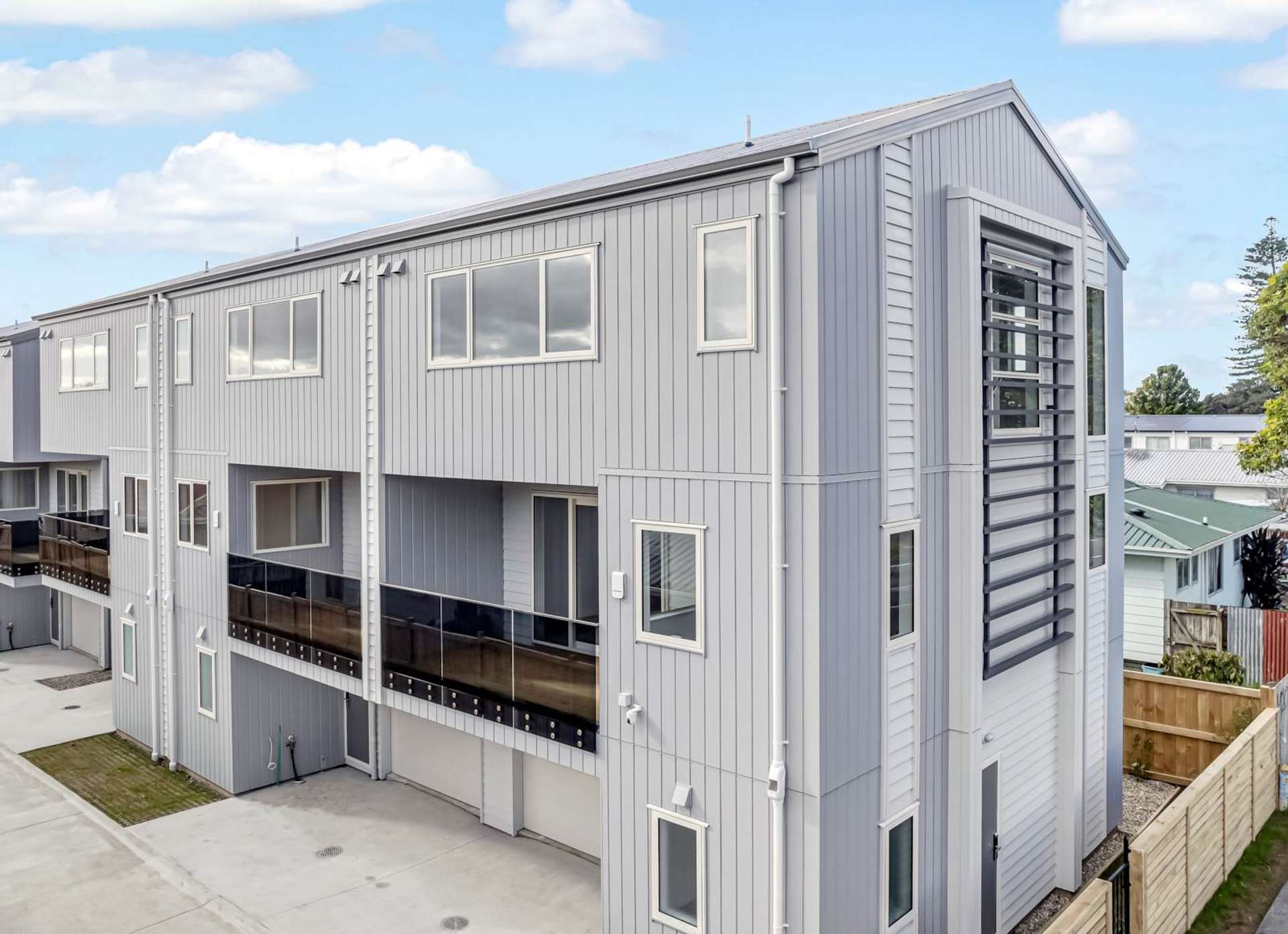 Lot 3 /90 Point England Road Pt England_0