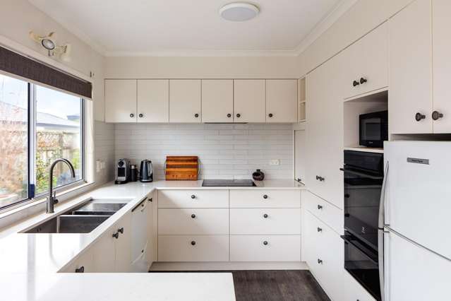 9/690 Gladstone Road Te Hapara_4