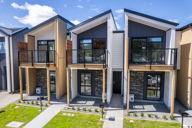 18-20 King Street Upper Hutt Central_24