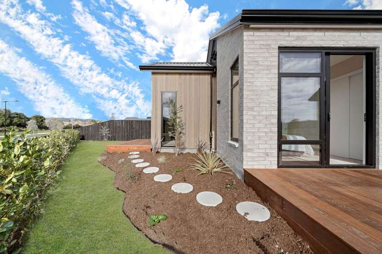 5 Meadows Drive Clevedon_26